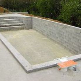 piscine en construction